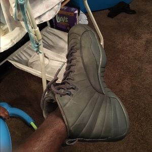Public school 12s size 12