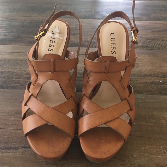 Guess wedges