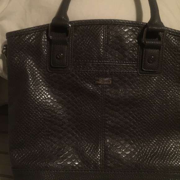 Thirty one Paris purse