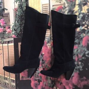 Black heeled boots Size 9