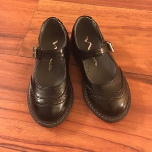 NWT Black maryjane's.✨✨✨