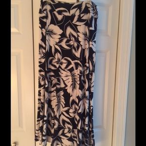 Talbots's navy and white, size M skirt.