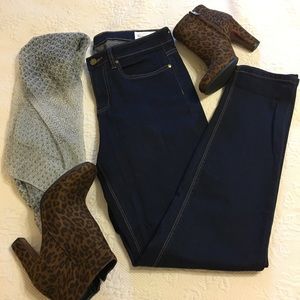 Two by Vince Camuto skinny jeans