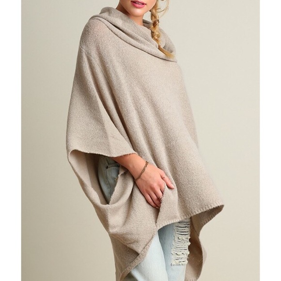 ✨Chic Oatmeal Oversized Poncho - Picture 3 of 4