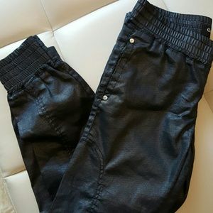 CELEBRITY PINK JEANS.   Elastic ankle and waist