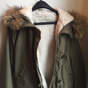 Green bomber with fleece lining and hood