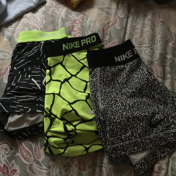 Nike pro