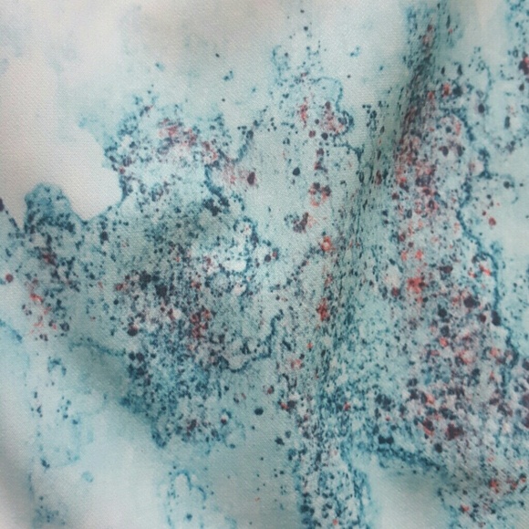 Abstract Print Shorts - Picture 4 of 4