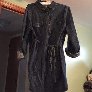 Maternity tunic shirt hold