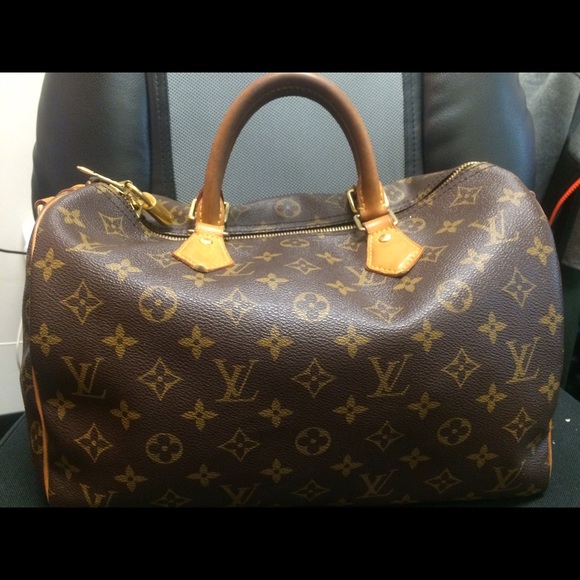 Authentic Louis Vuitton Speedy bag w box - Picture 1 of 2
