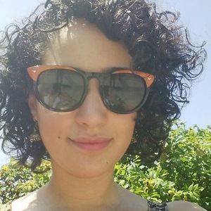 Meet your Posher, Gabriela