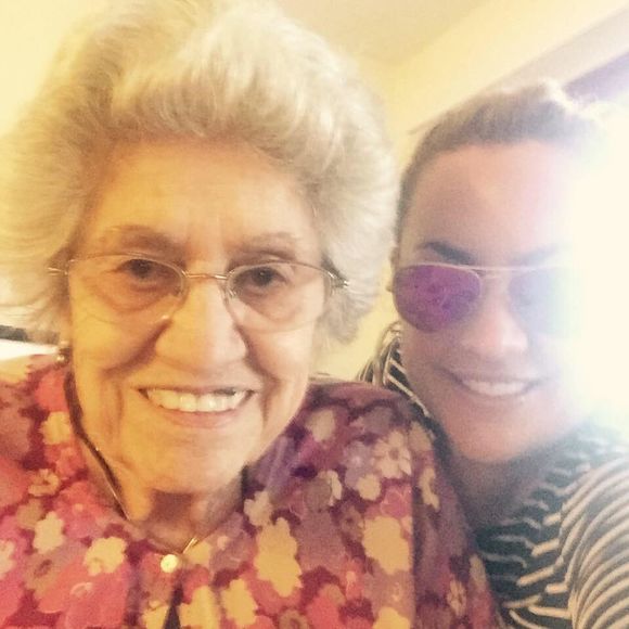 Meet your Posher, Sonia - Picture 1 of 1