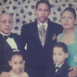 Meet your Posher, Luis