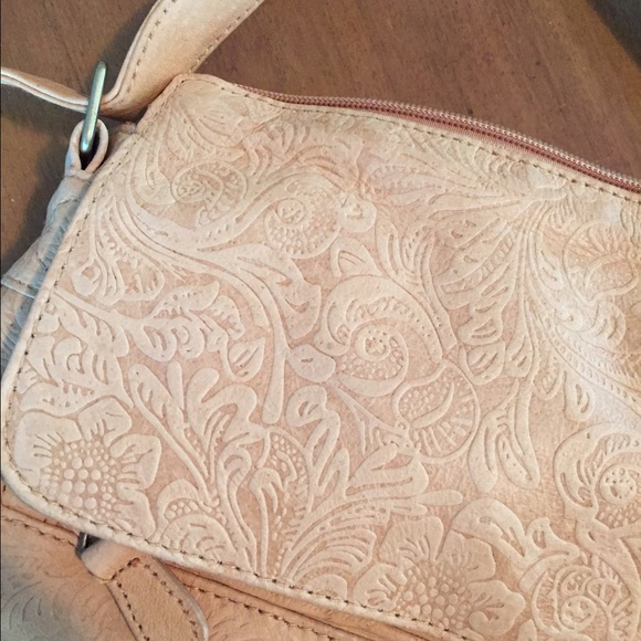 Purse - Picture 2 of 4
