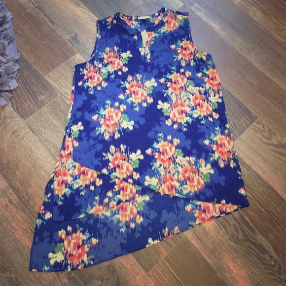 Pleione Tunic Top