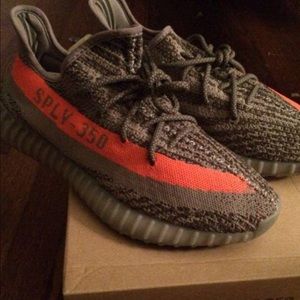 Yeezy Boost 350 V2