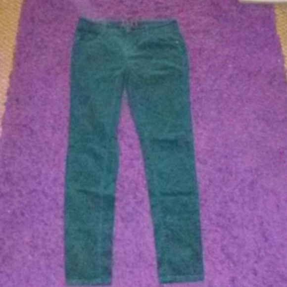 Green ribbed straight legs w/design