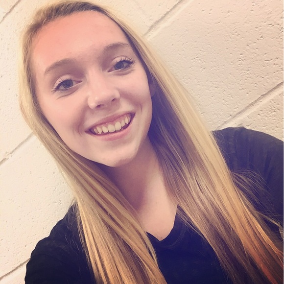 Meet your Posher, Grace - Picture 1 of 1