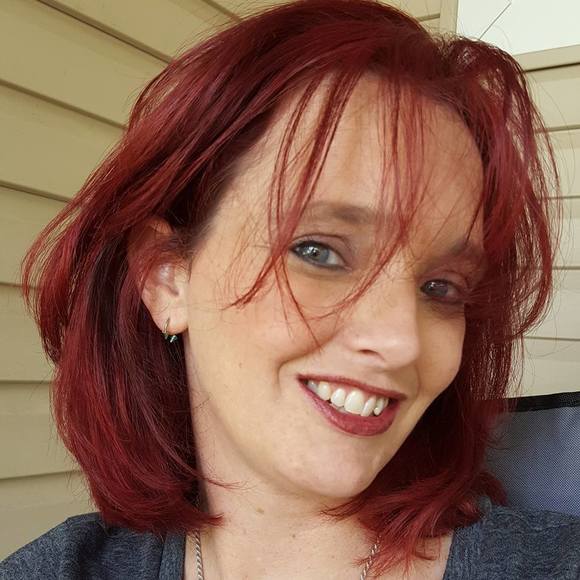 Meet your Posher, Stephanie - Picture 1 of 1