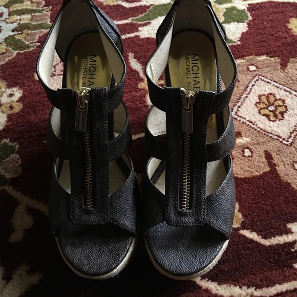 Michael Kors Wedges 💯 authentic - Picture 2 of 4