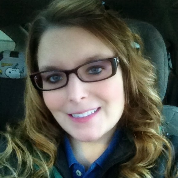 Meet your Posher, Candy - Picture 3 of 9