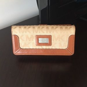 Tan Michael Kors Wallet