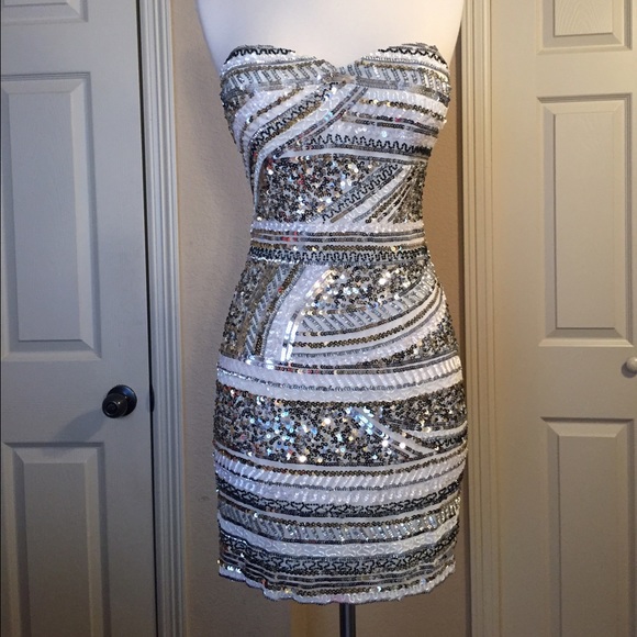 Scala Sequined Formal Homecoming Dress - Picture 2 of 4