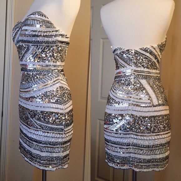 Scala Sequined Formal Homecoming Dress - Picture 3 of 4