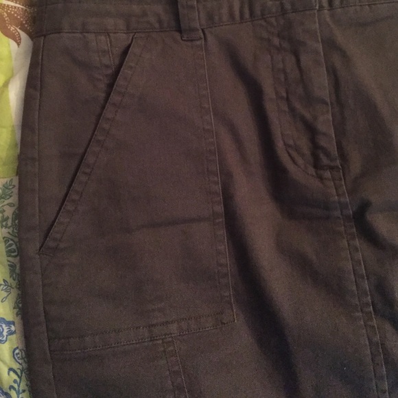 LAST CHNACE Ann Taylor Loft pencil skirt 4p - Picture 3 of 4