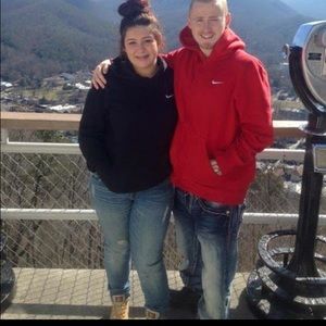 Meet your Posher, Shay