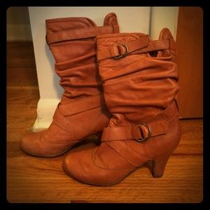 Steve Madden Boots 8.5 leather tan with buckles