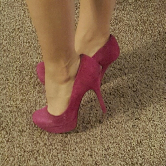 Jessica Simpson heels