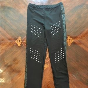 FINAL CLEARANCE Studded leggings