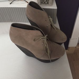 Steve maddens wedges