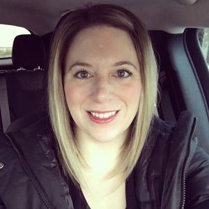 Meet your Posher, Nicole