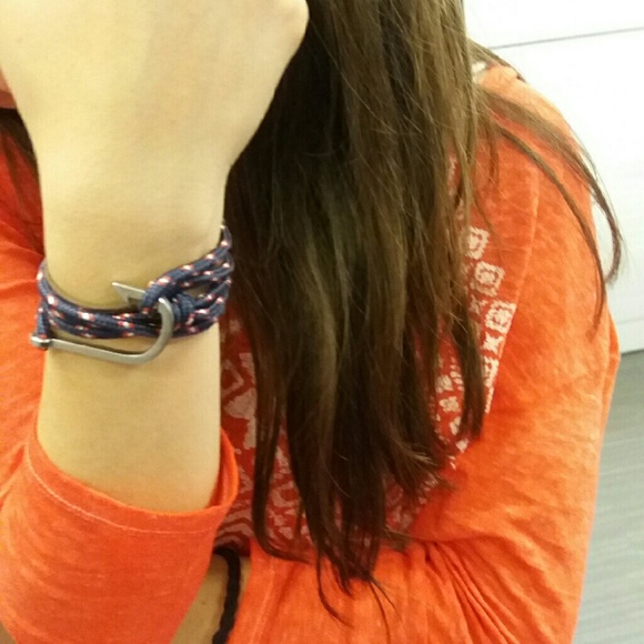 Bracelet. - Picture 2 of 2