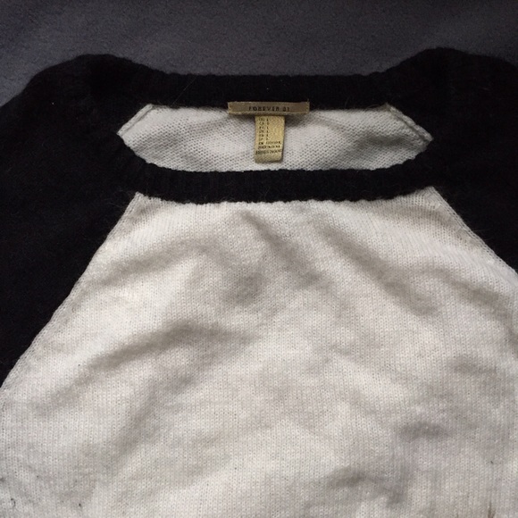 Fuzzy Sweater - Picture 4 of 4