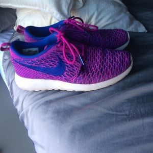 Flyknit Nike roshes