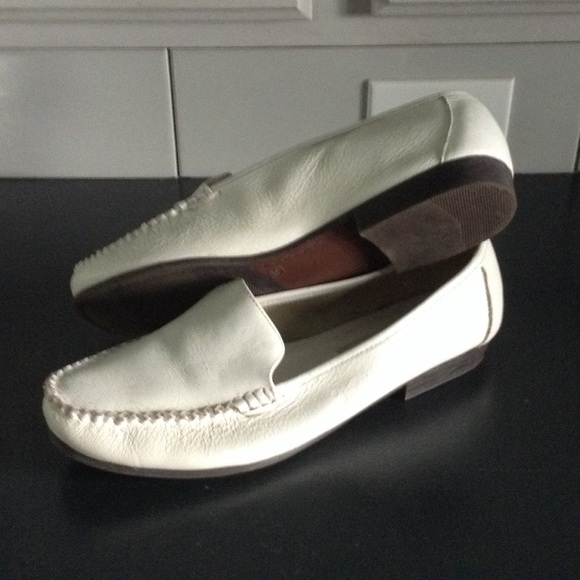 Bellini White Leather Flats Slip on Loafer