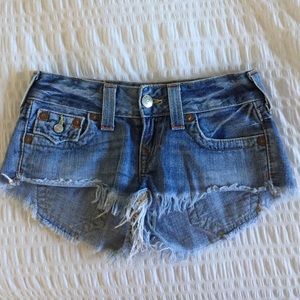 TRUE RELIGION SHORTS