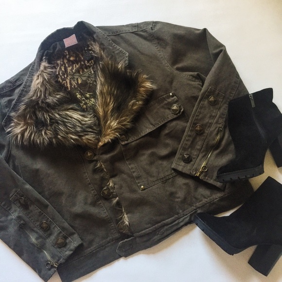 D&G Jackets & Blazers - D&G Dolce & Gabbana Utility Jacket