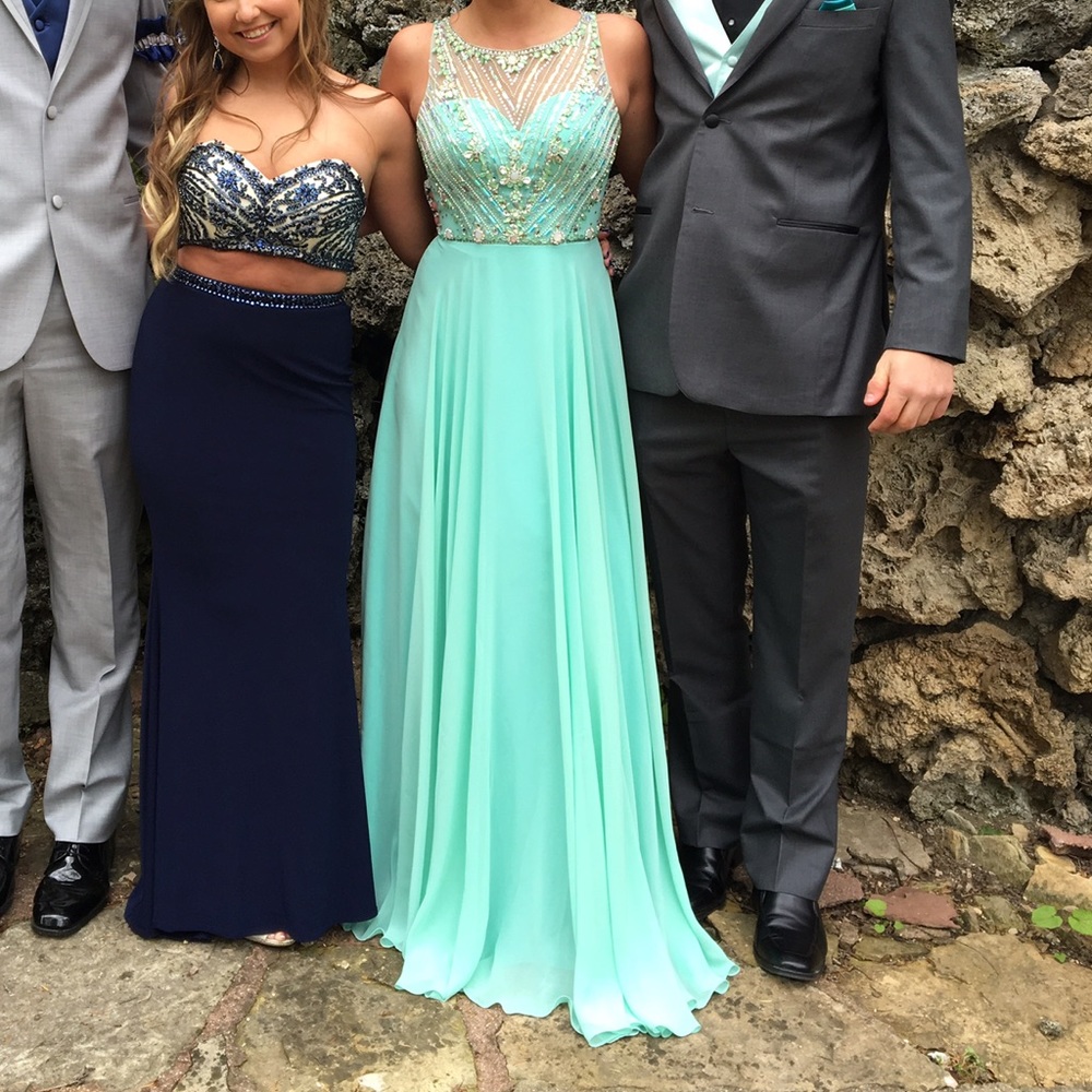 Prom dress