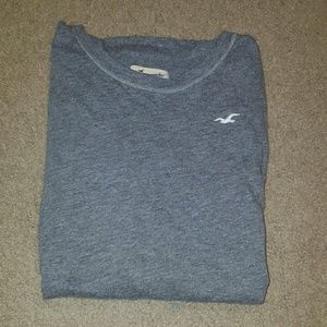 [SOLD.]Hollister shirts