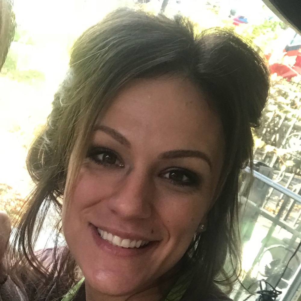 Meet your Posher, Nina