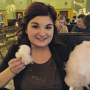 Meet your Posher, Melissa