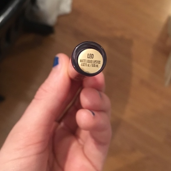 Kylie mini Leo - Picture 2 of 3