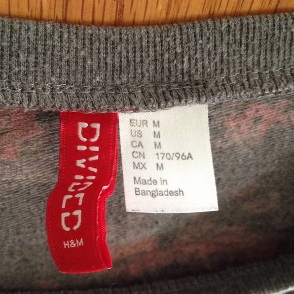 Cute sweatshirt - Picture 2 of 2