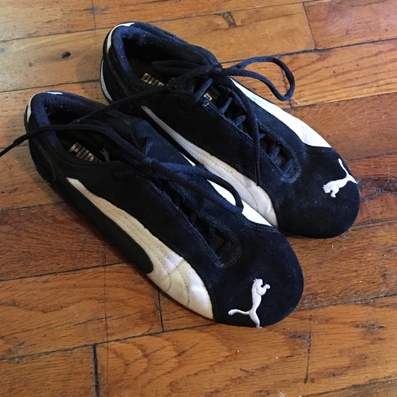 Size 7 pumas
