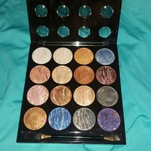 Mark. eye shadow palette.