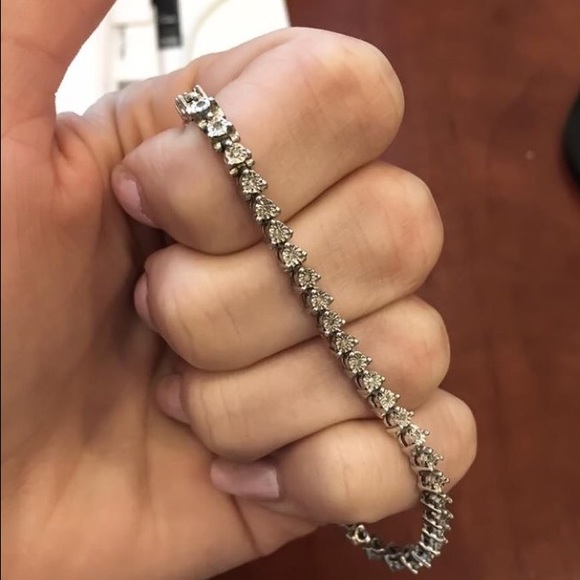 Diamond Tennis Bracelet (1/4 ct, sterling silver) - Picture 2 of 2